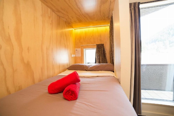 Tahuna Pod Hostel image 8